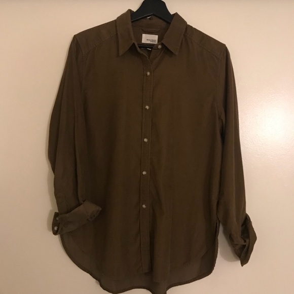 Aritzia Tops - Corduroy Button Down